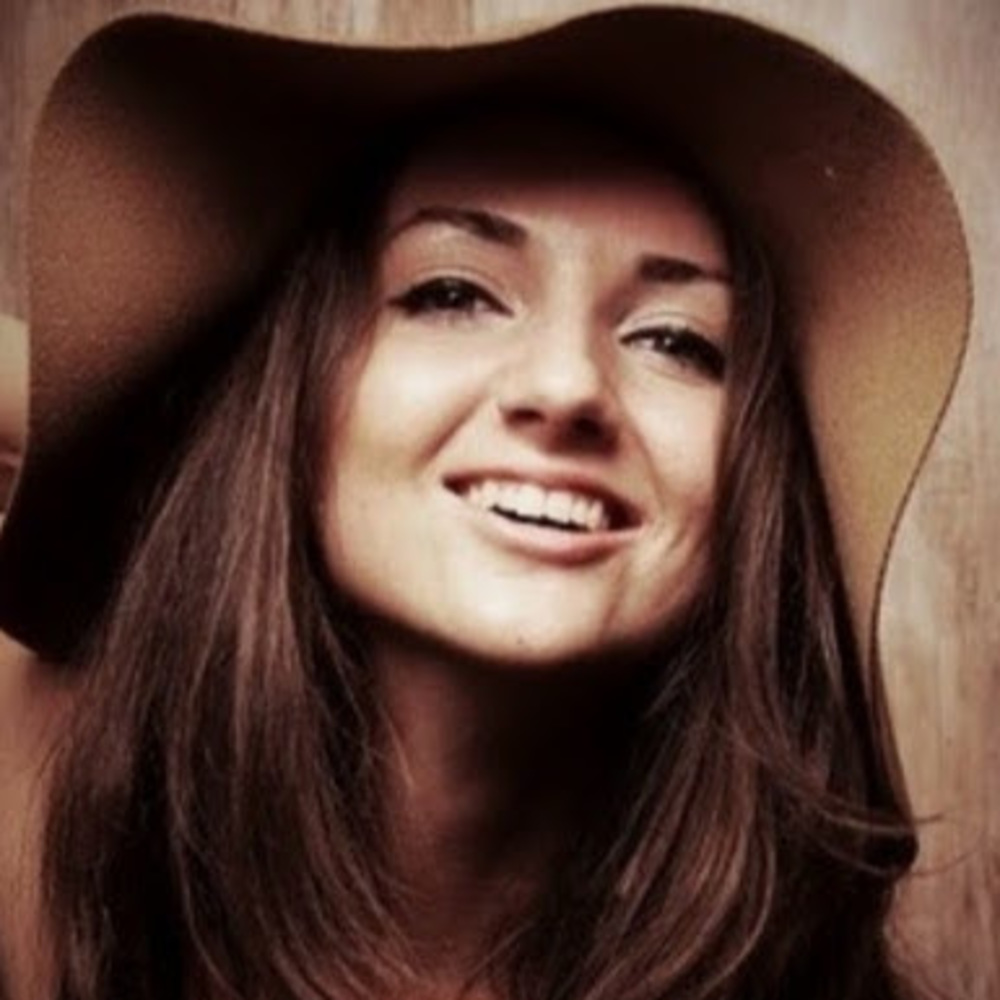 Meet your Posher, Daria